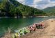 Alertă în Buzău! Sute de seringi și fiole, descoperite pe malul lacului de acumulare Siriu