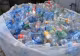 Record impresionant la reciclare. Un bărbat a returnat aproape 8.000 de sticle și doze și a stat 8 ore în fața aparatului