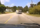 Urmărire ca în filme în SUA: Un camion de transport mobilă s-a răsturnat după o manevră riscantă a poliției VIDEO