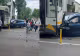 Accident rutier pe Bulevardul Barbu Văcărescu, în București. Coliziune între o mașină și un tramvai