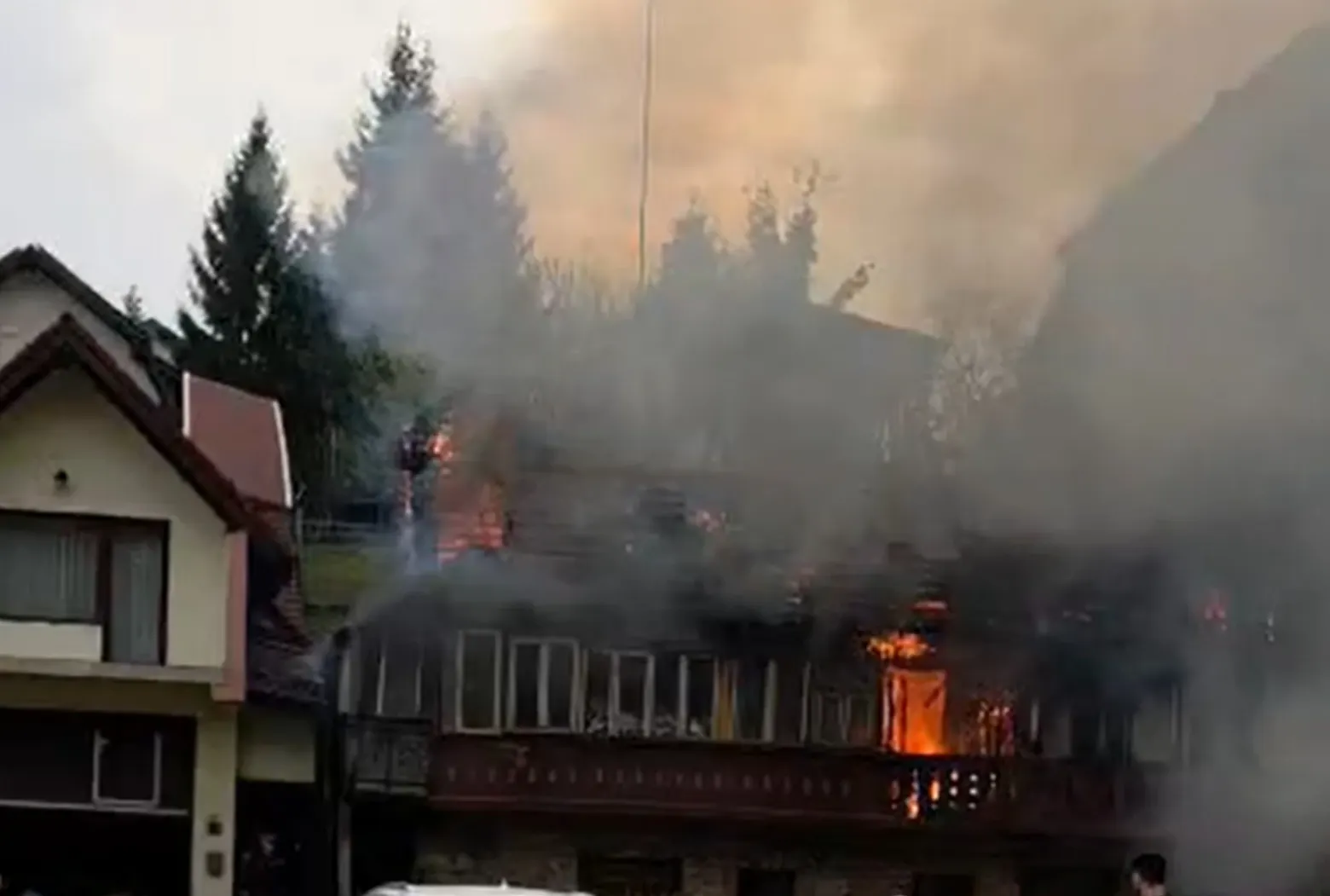 Incendiu in Bran - BZI Brasov