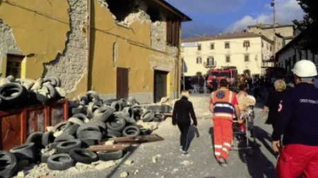 <p>Ce ajutoare primesc românii afectaţi de cutremurul din Italia. 10.000 de euro pentru cei care...</p>