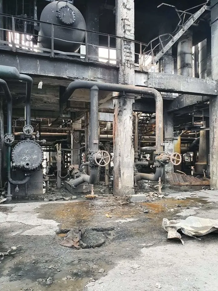 FOTO Cum arată interiorul Rafinăriei Petromidia Năvodari după explozia devastatoare de azi dimineață – poza 3