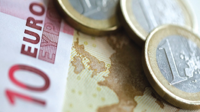 Afirmațiile privind starea de recesiune tehnică a României, încetinirea creșterii economice și cifrele de a… — rated ADEVĂRAT