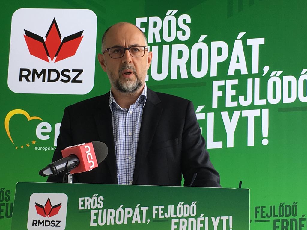 Articolul, publicat în mai 2026, citează o declarație a lui Kelemen Hunor despre posibilitatea formării un… — rated ÎNȘELĂTOR