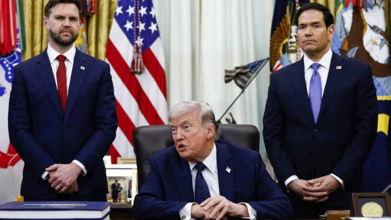 Articolul raportează anunțul președintelui american Donald Trump privind un acord de pace cu Iranul "în m… — verdict ADEVĂRAT