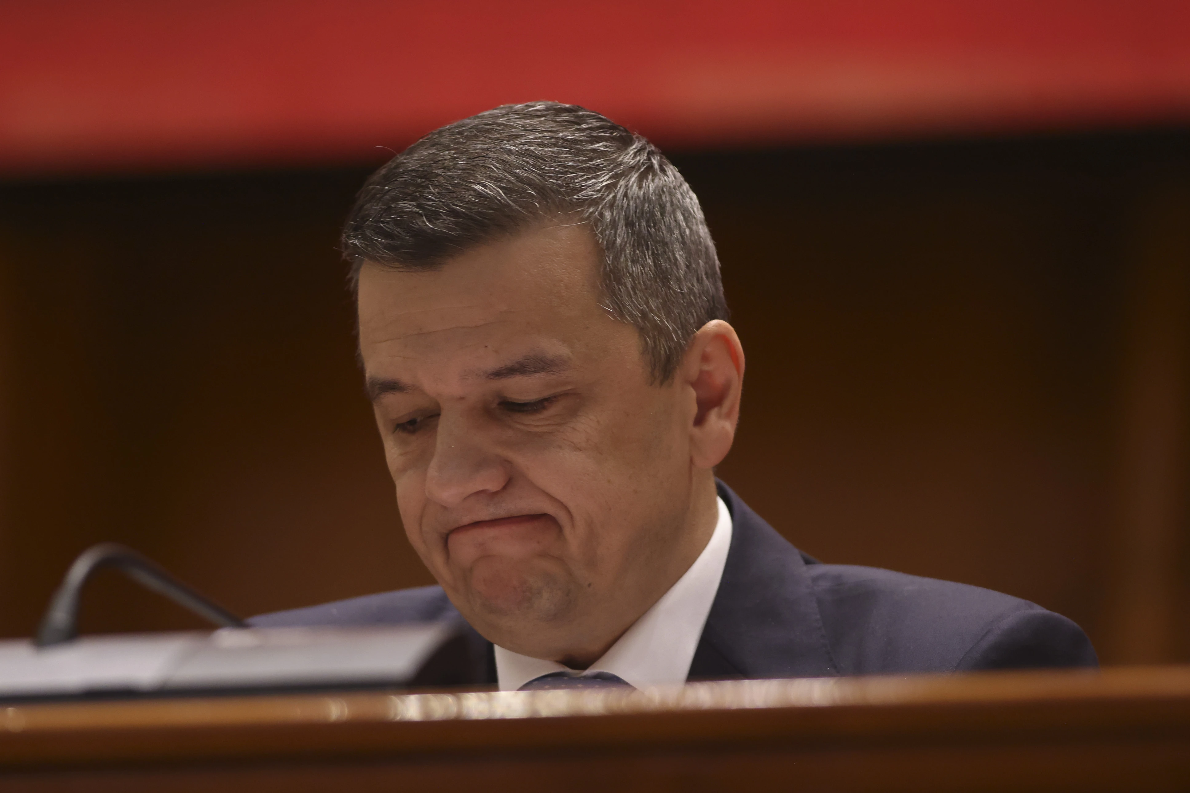 Articolul raportează reacția liderului PSD, Sorin Grindeanu, la declarațiile premierului interimar Ilie B… — verdict ADEVĂRAT