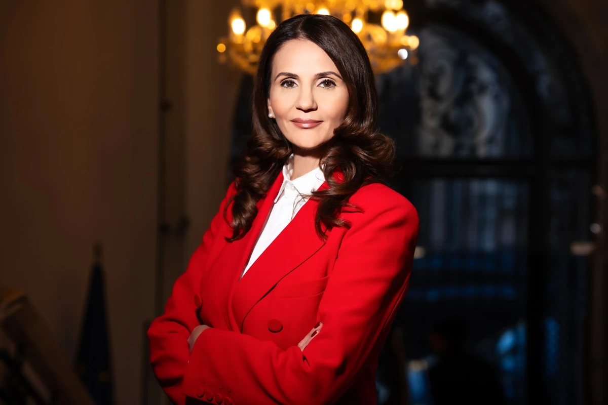 „Nu vor fi alegeri anticipate”. Anca Alexandrescu, critici dure la adresa lui George Simion: "Se fac niște jocuri"