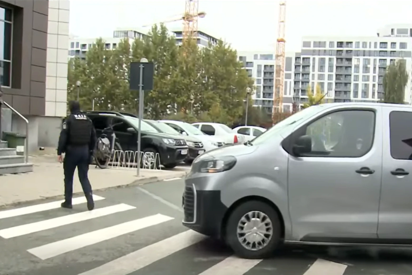 Șeful Serviciului Permise Ilfov, reținut de DNA. Anchetă de amploare într-un dosar de corupție privind obținerea permiselor auto